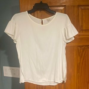 White ruffle sleeved blouse